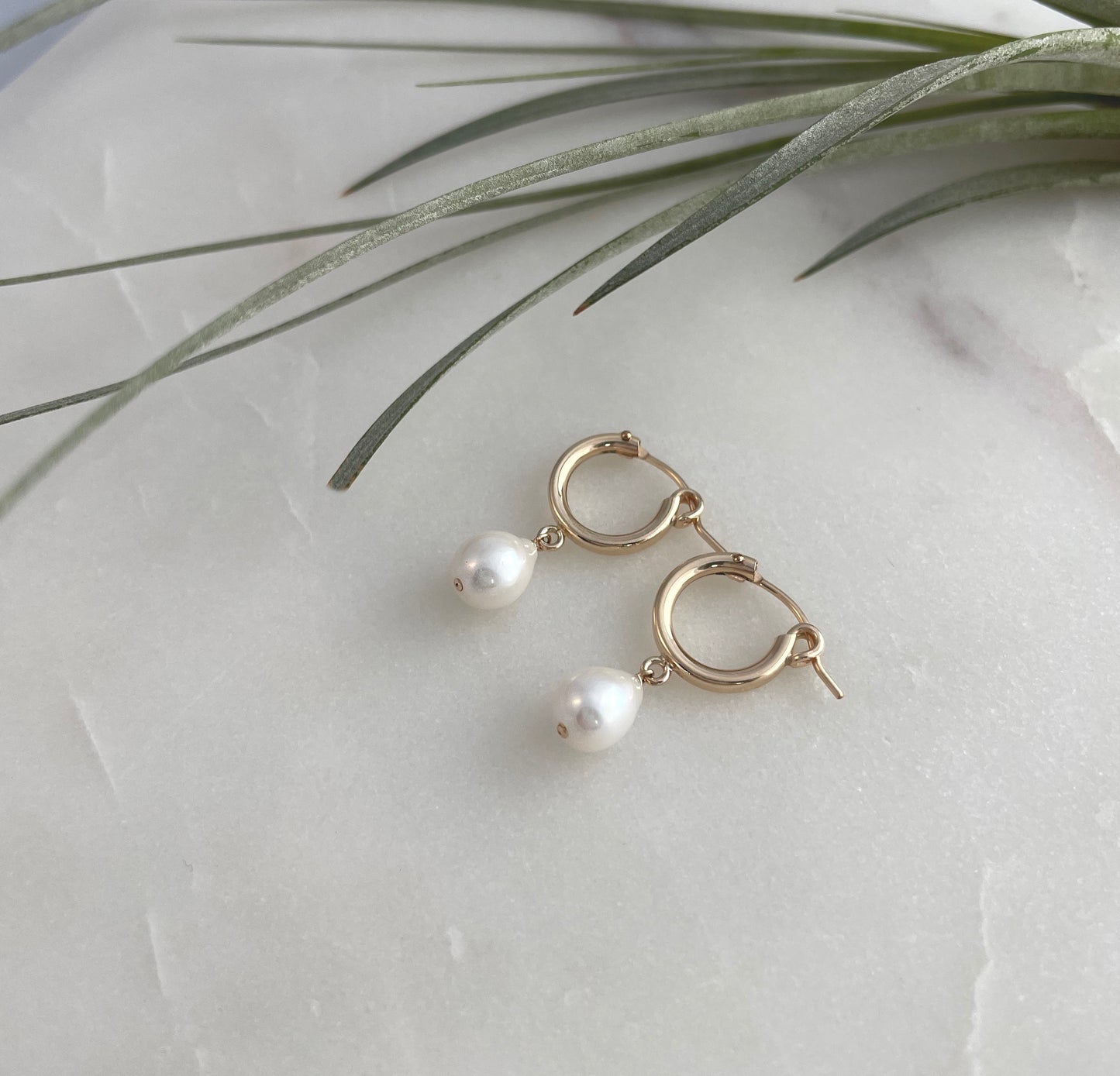 Pearl Hoop Earring(Heavy) - Mini Baroque Tear Drop Pearl with 14k Gold Filled Hoop (2mm thickness Heavy, 12mm diameter)