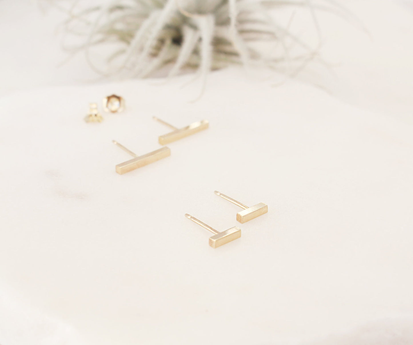 Short Bar Stud Earring(Bold), 14K Gold Filled, Short Squre Bar, 6x2mm