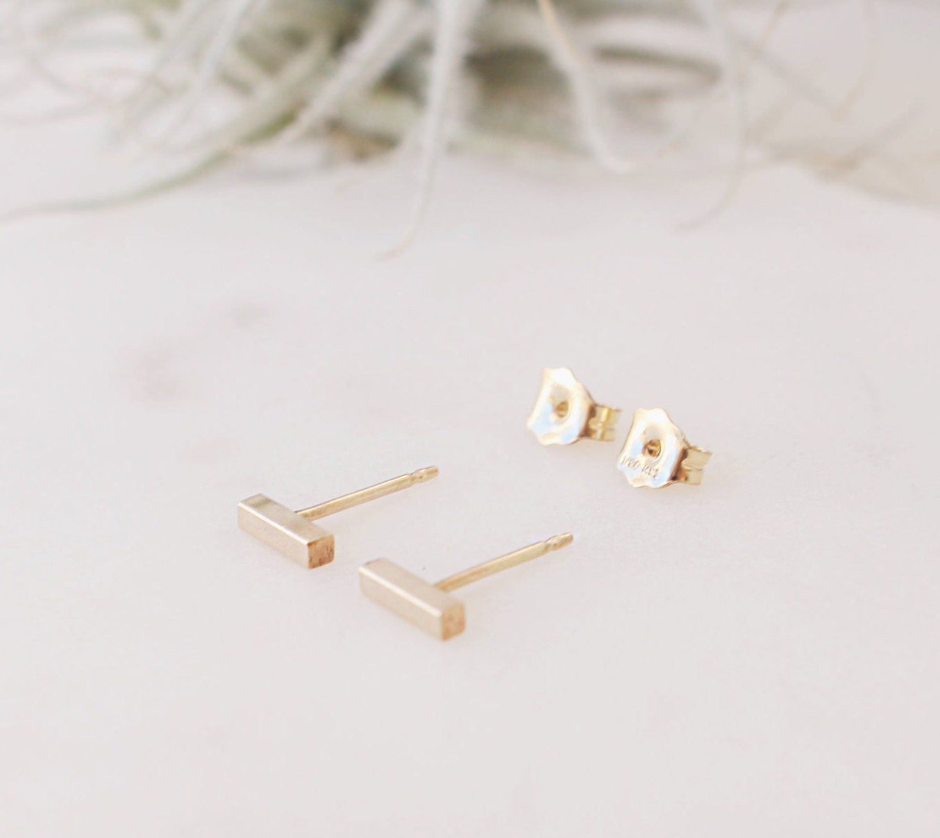 Short Bar Stud Earring(Bold), 14K Gold Filled, Short Squre Bar, 6x2mm
