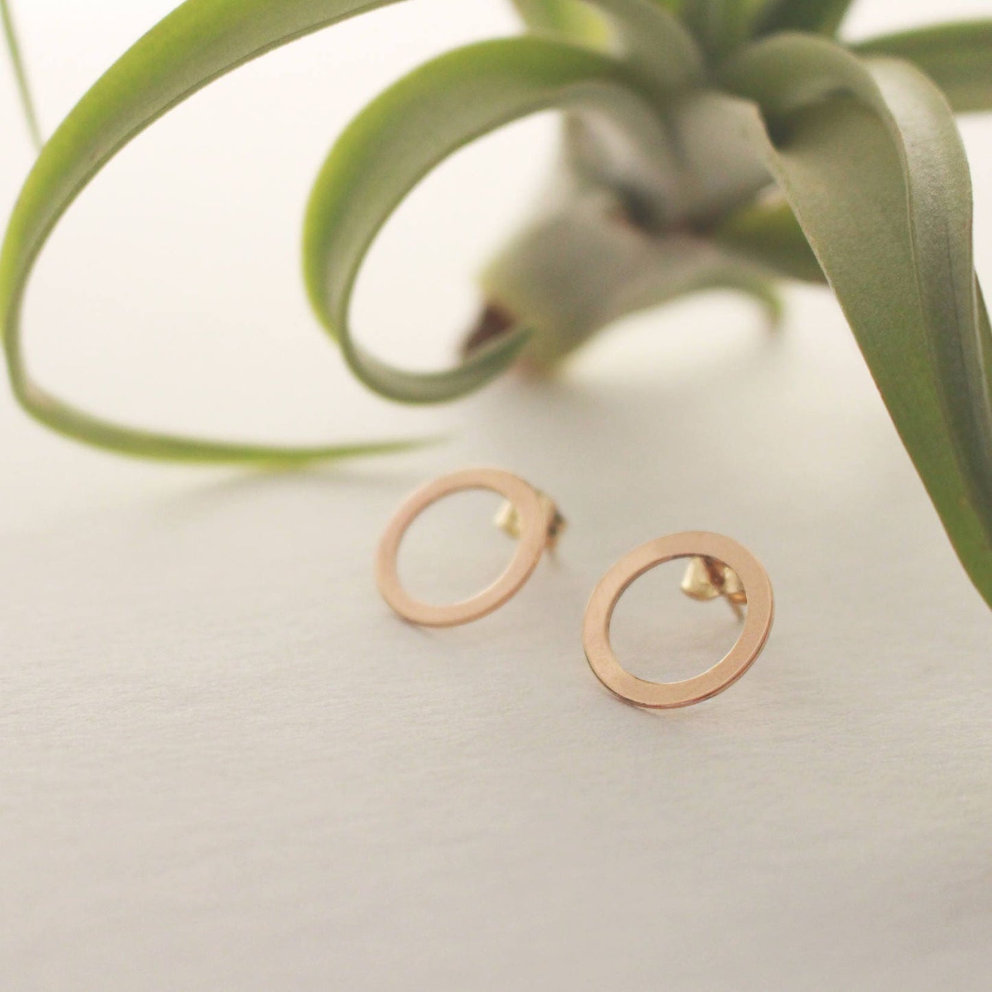 Gold Circle Stud Earrings -13mm(Large), 14K Gold Filled