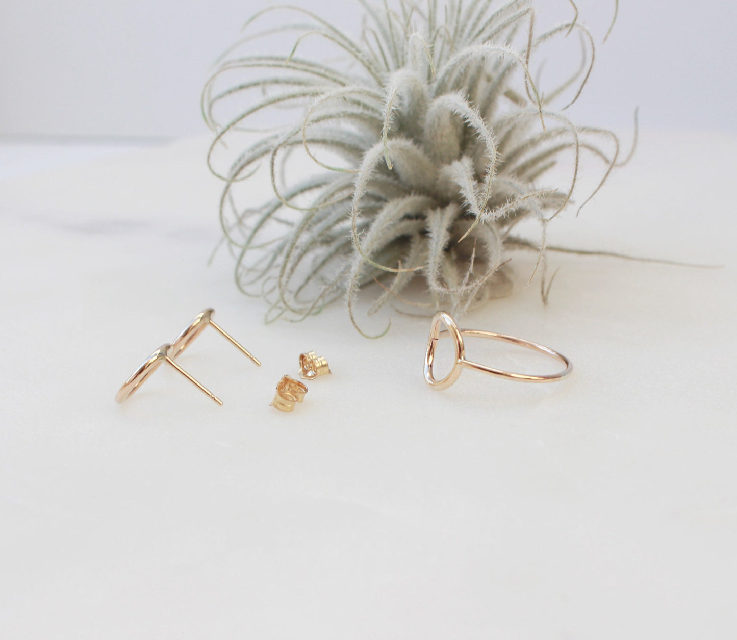 Gold Circle Stud Earrings - 14K Gold Filled, 10mm O Ring Circle